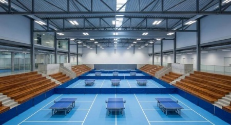 Salle de tennis de table &agrave; Hennebont, des &eacute;quipements d'exception